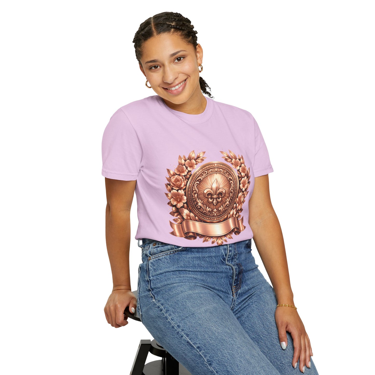 Vintage Fleur-de-Lis Crest T-Shirt — Bronze Laurel Emblem Tee